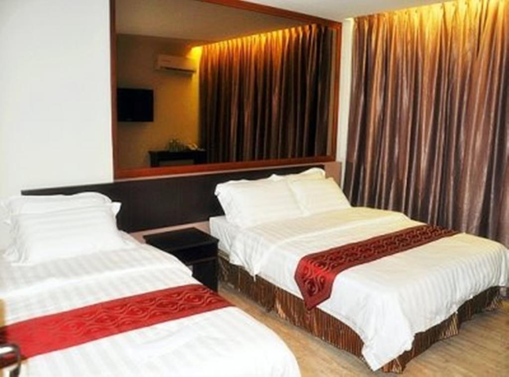 Goldenhill Hotel Kota Kinabalu Pokoj fotografie