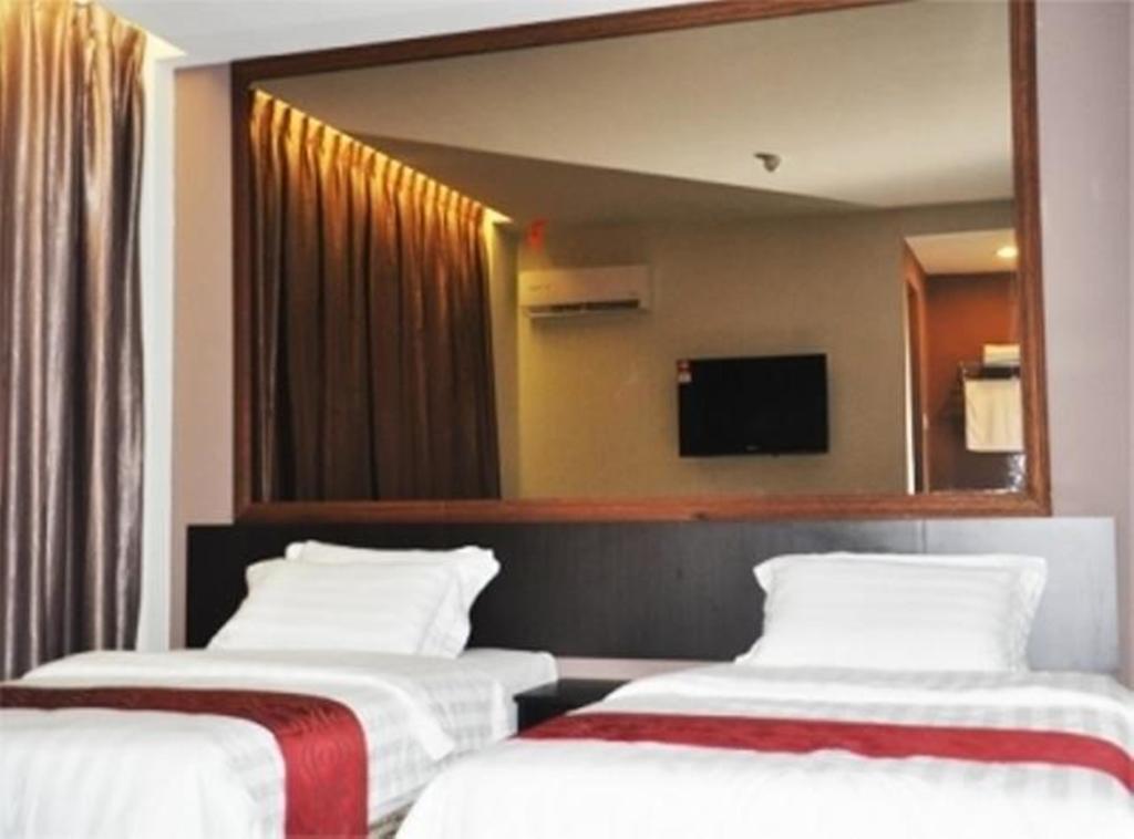 Goldenhill Hotel Kota Kinabalu Pokoj fotografie
